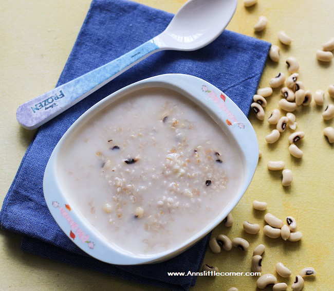 Wheat CowPea Porridge / Wheat Black Eyed Pea Porridge