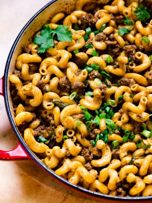 Creamy Southwestern Chipotle Beef Pasta 9