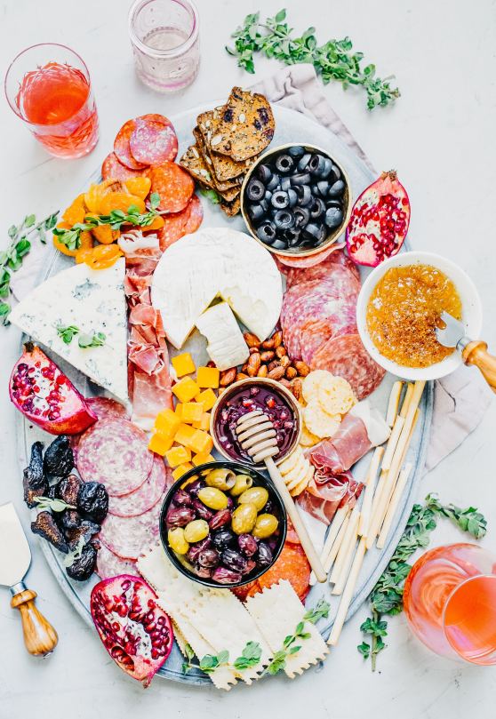 Holiday Charcuterie Board 