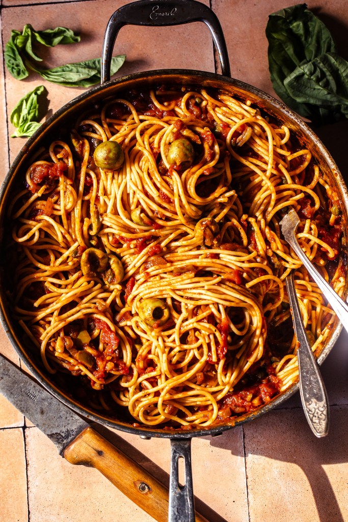 Spaghetti alla Puttanesca
